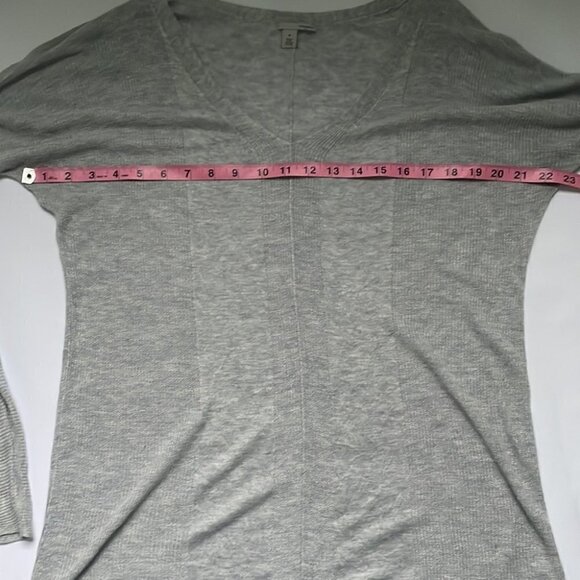 Halogen Oversized Lightweight V Neck Gray Sweater Size Medium - Picture 14 of 15